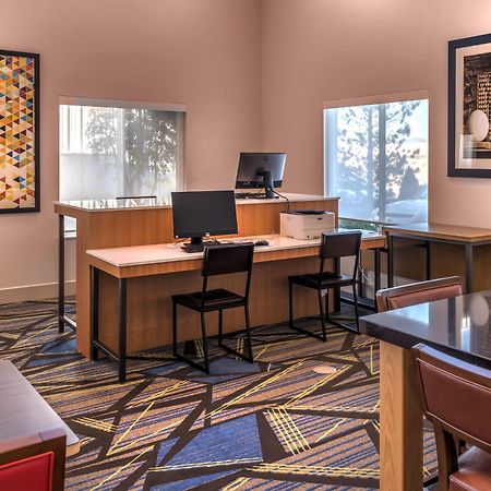 Holiday Inn Express Reno Airport By Ihg Exterior photo