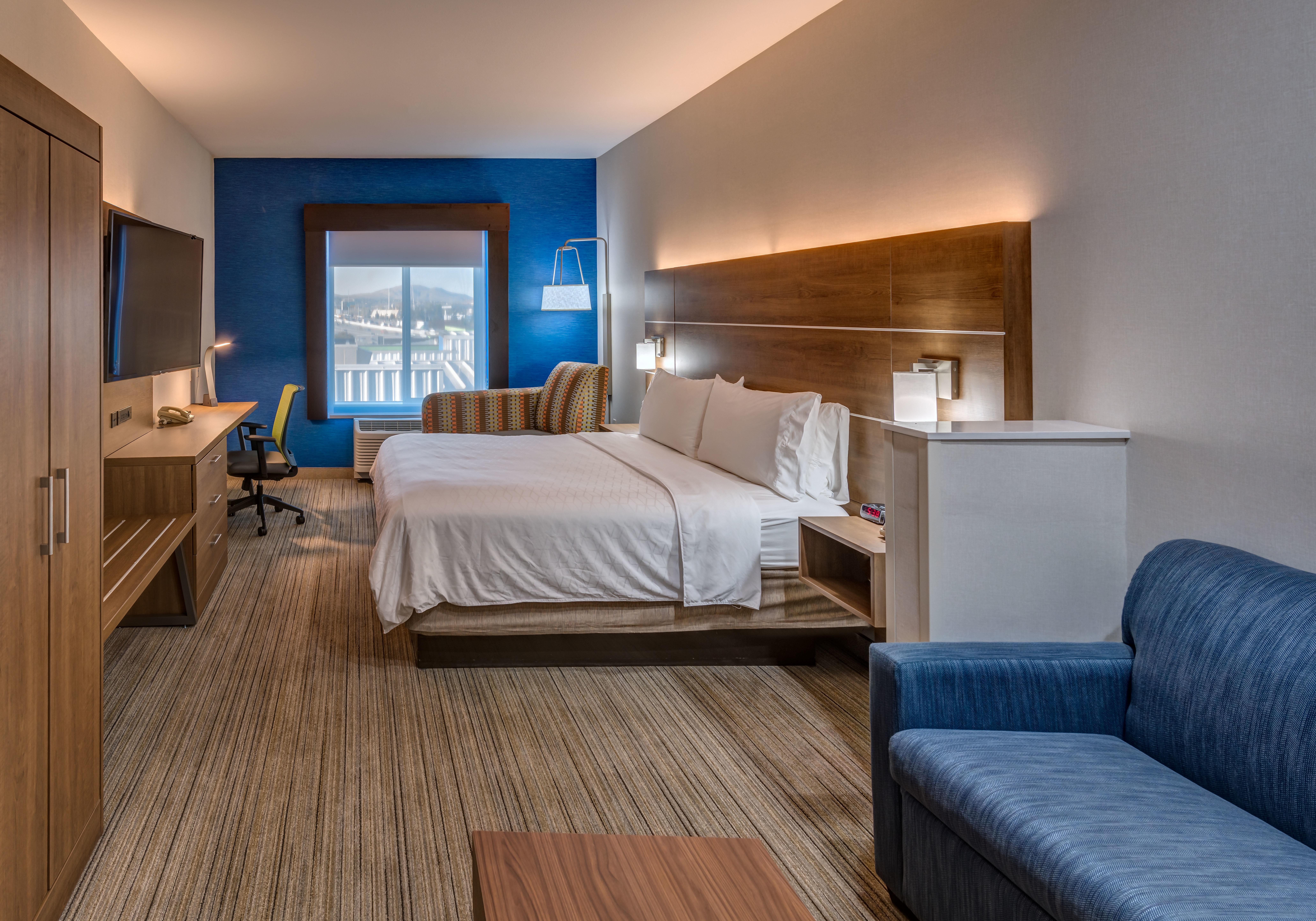 Holiday Inn Express Reno Airport By Ihg Exterior photo