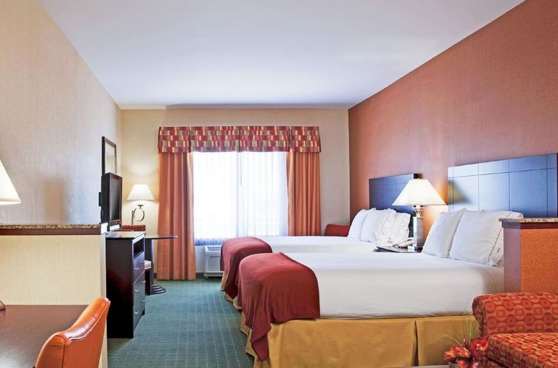 Holiday Inn Express Reno Airport By Ihg Exterior photo