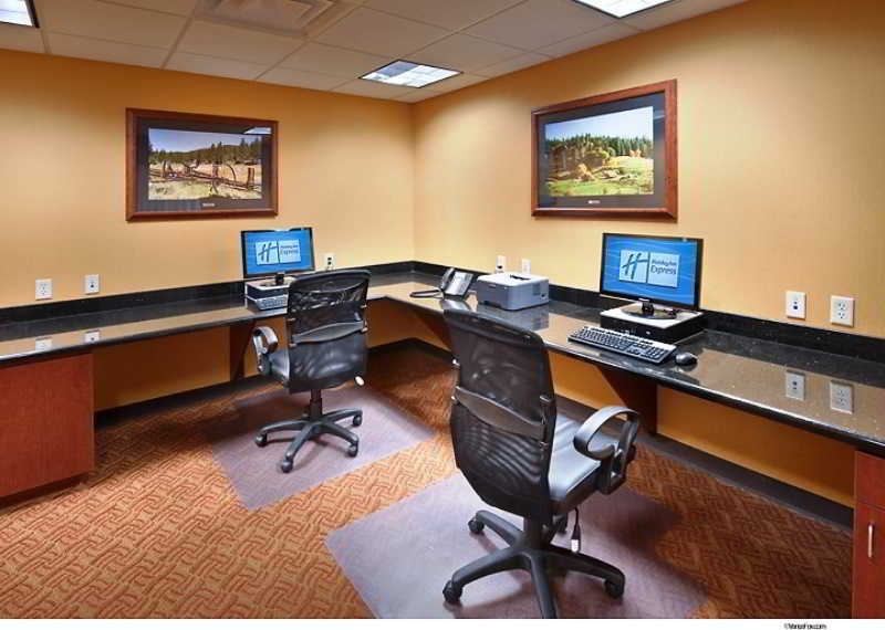 Holiday Inn Express Reno Airport By Ihg Exterior photo